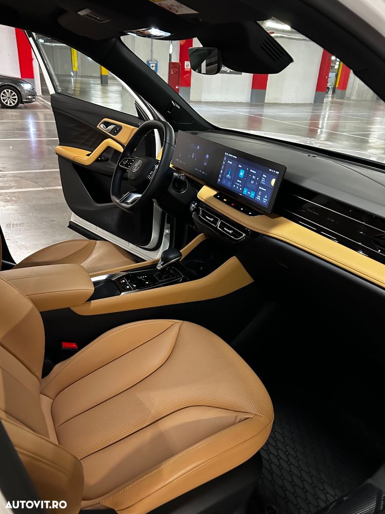 MG EHS 1.5 T-GDi AT PHEV Exclusive - 16