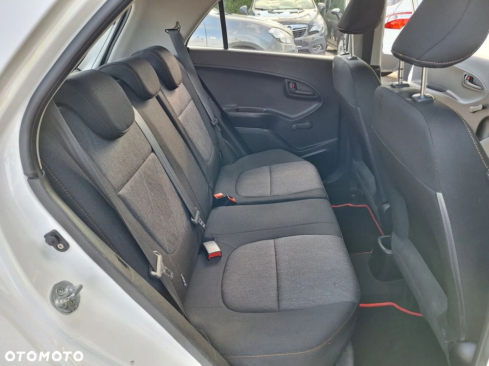 Kia Picanto 1.0 Attract - 21