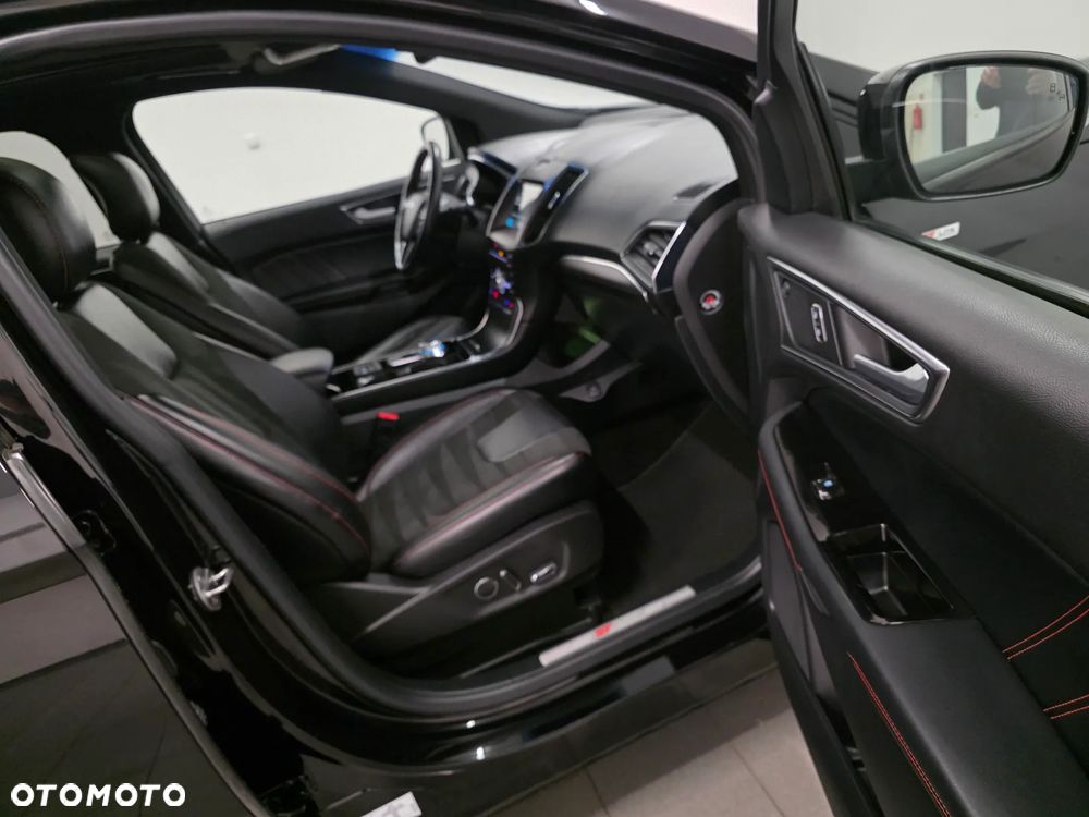 Ford Edge 2.0 EcoBlue Twin-Turbo 4WD ST-Line - 28