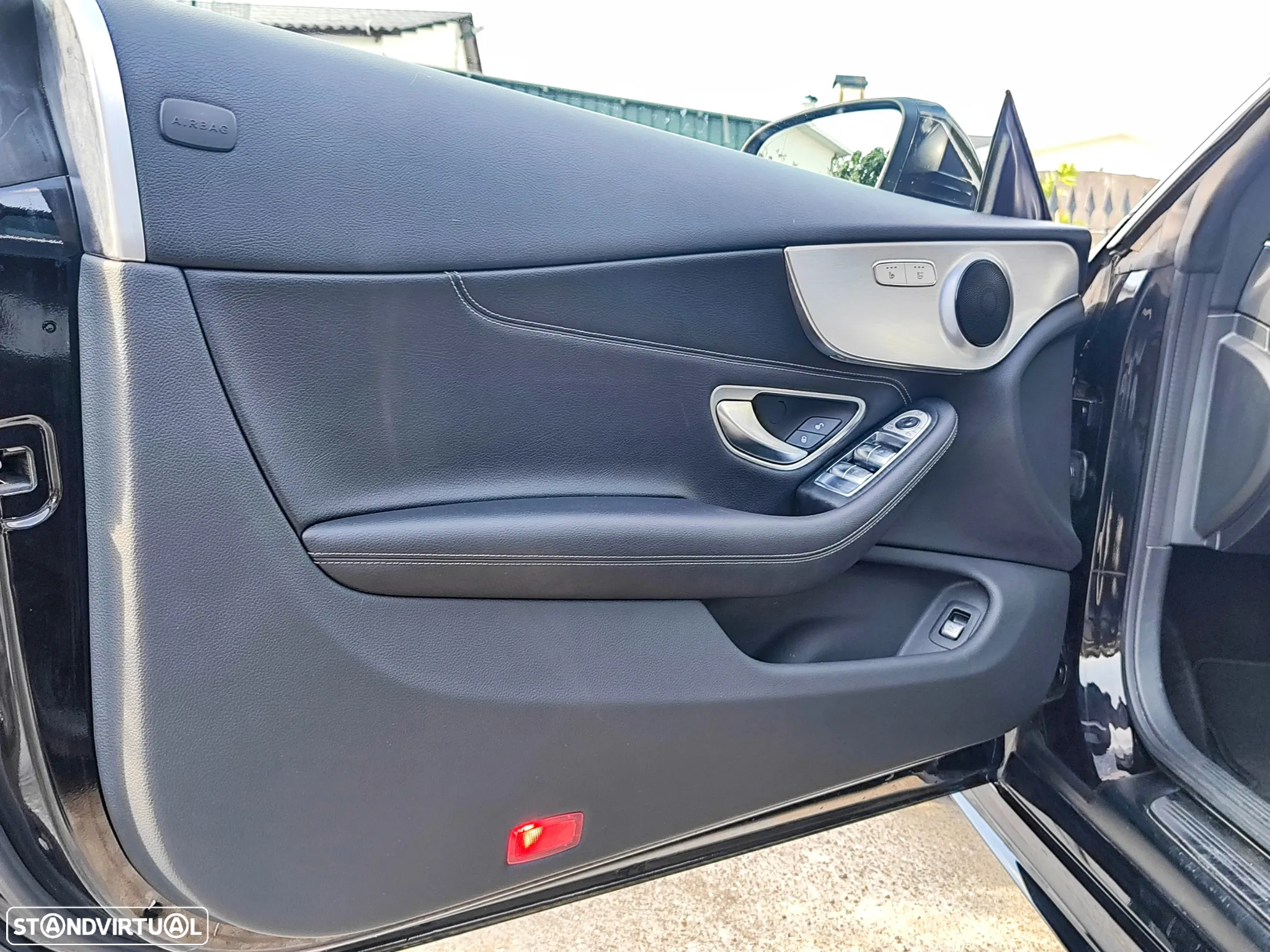 Mercedes-Benz C 220 d Coupe 4Matic 9G-TRONIC - 21