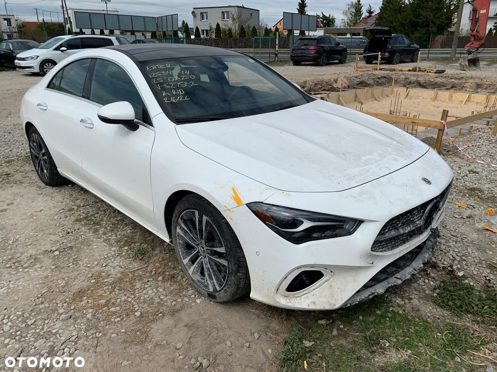 Mercedes-Benz CLA 250 4Matic 7G-DCT - 5