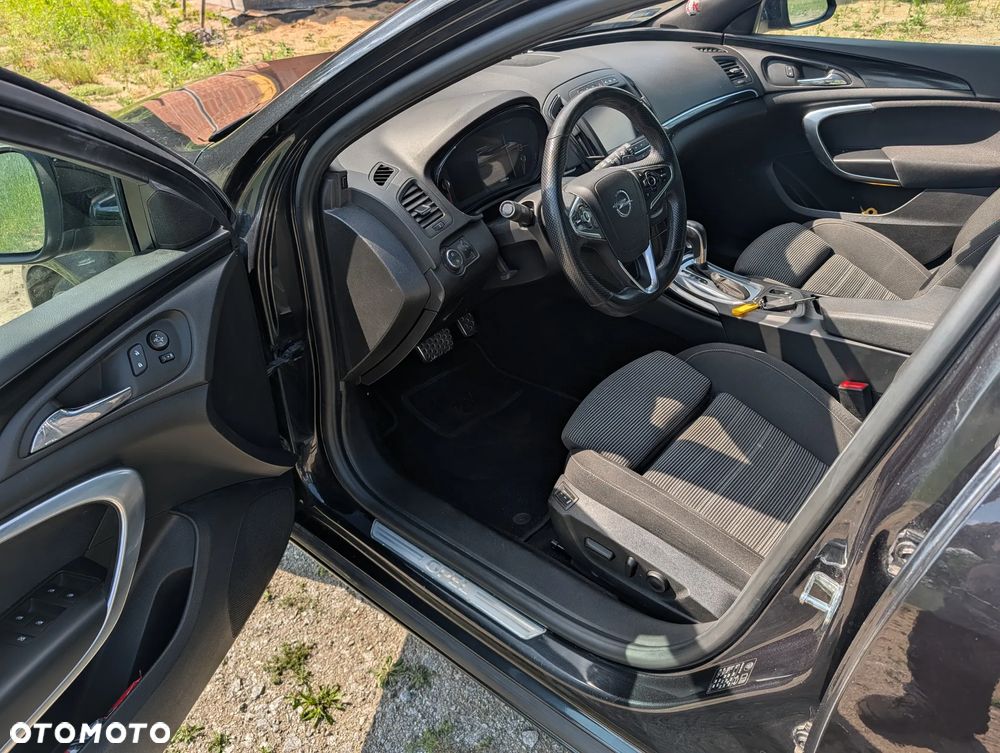 Opel Insignia 2.0 CDTI Cosmo - 11