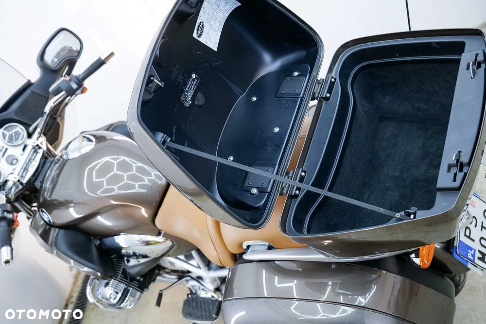 BMW R - 18