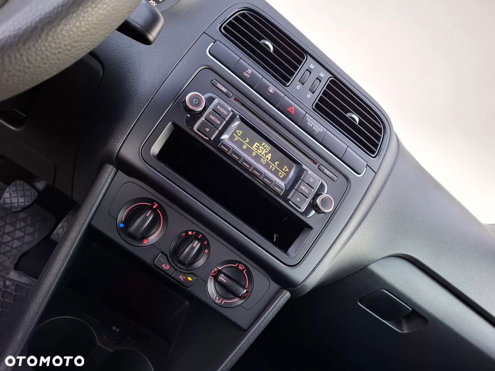 Volkswagen Polo 1.2 Blue Motion Technology Trendline - 23