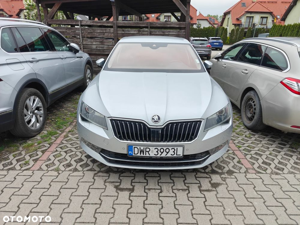 Skoda Superb 2.0 TSI DSG Style - 3