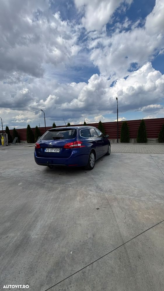 Peugeot 308 PureTech 130 GPF Stop & Start Allure Business-Paket - 9