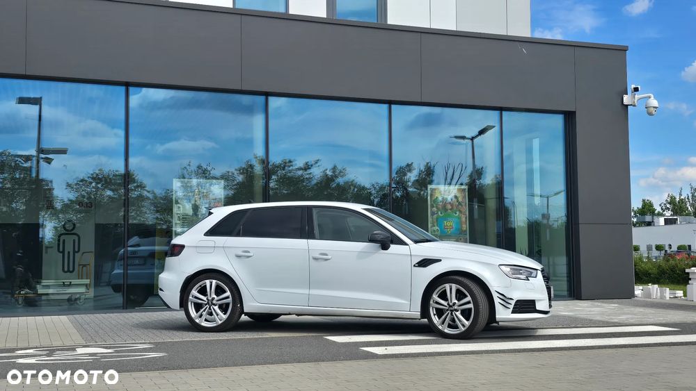 Audi A3 Sportback 35 TDI Sport S tronic - 2