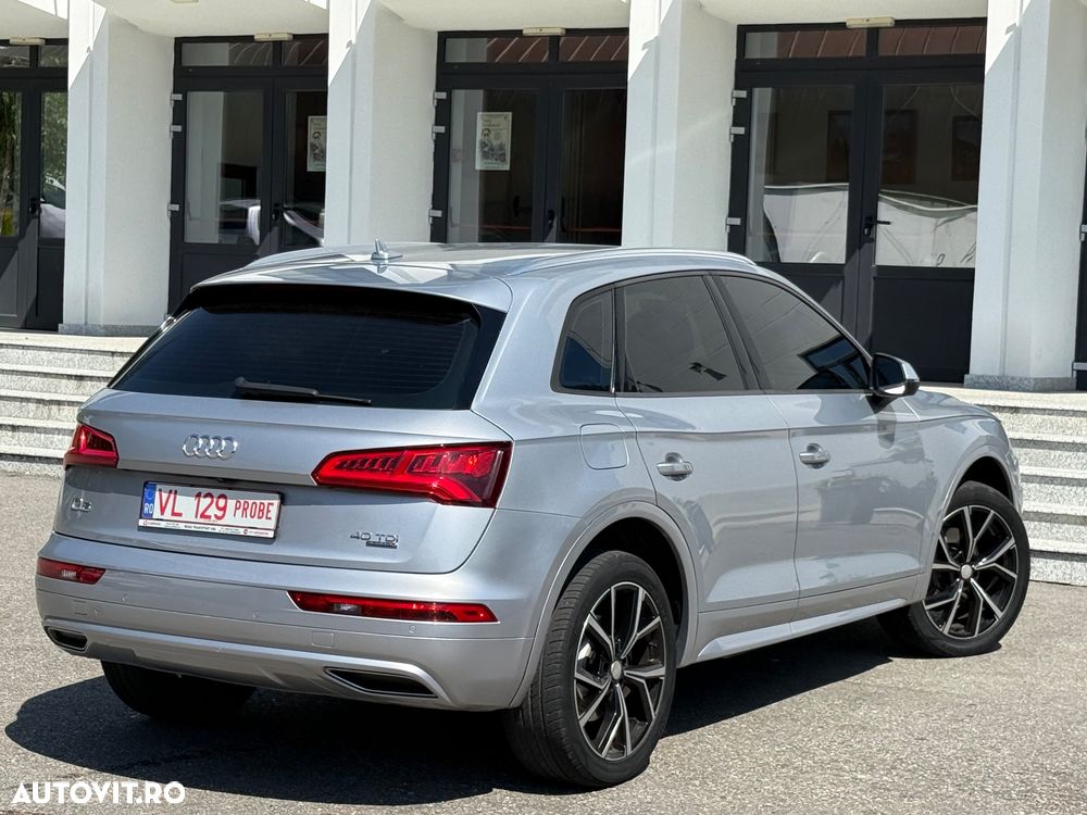 Audi Q5 40 TDI quattro S tronic sport - 4