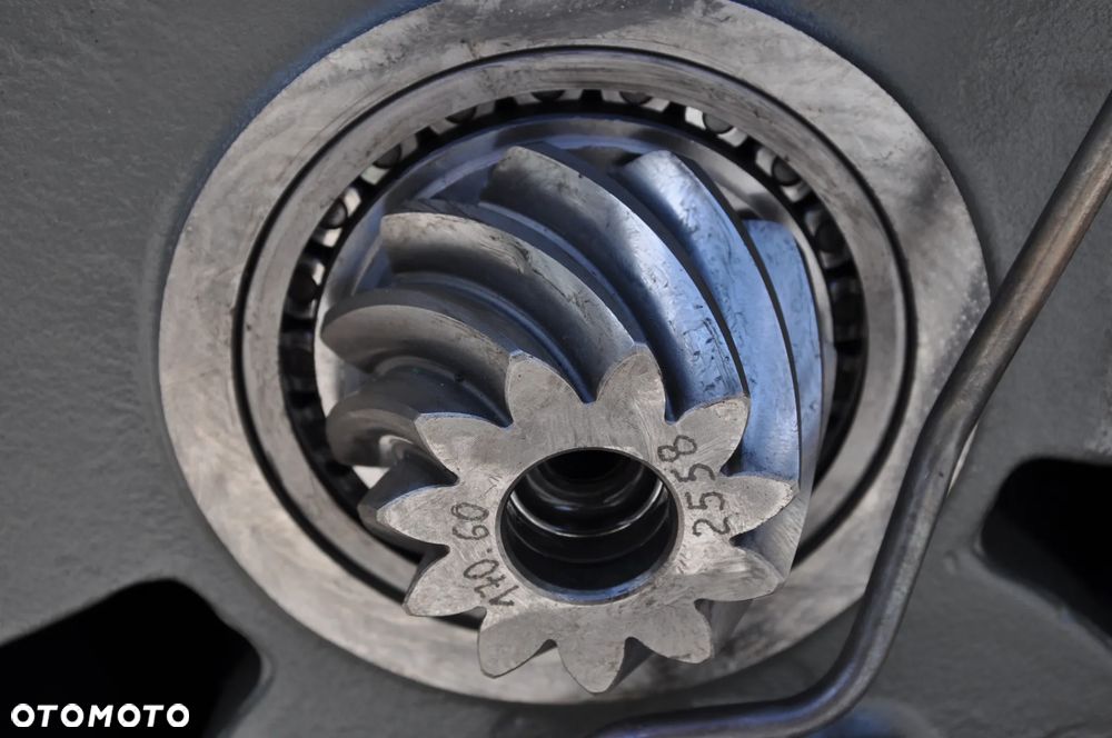 WAŁEK KOŁO TALERZOWE MASSEY FERGUSON 7480 6480 6485 - 4