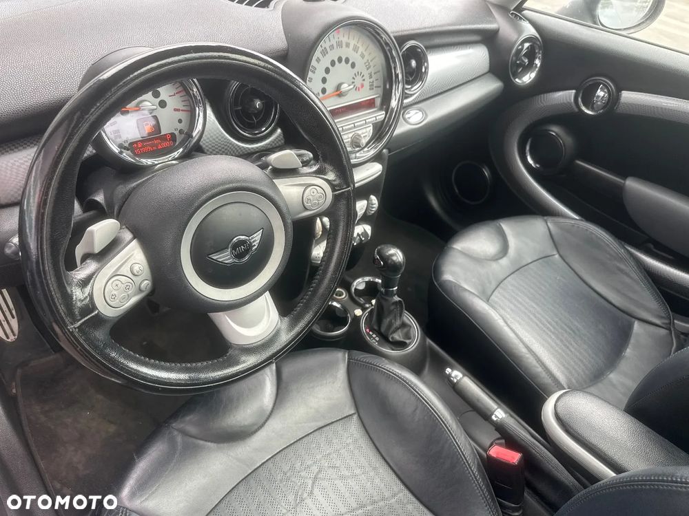 MINI Clubman - 16
