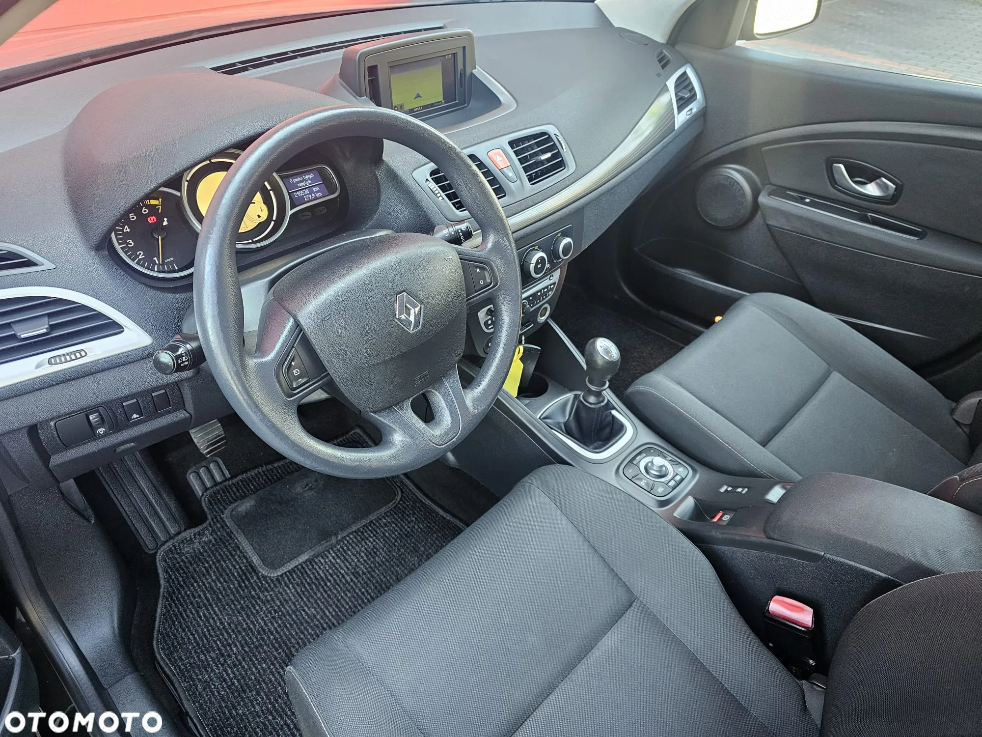 Renault Megane Grandtour TCe 130 Dynamique - 19