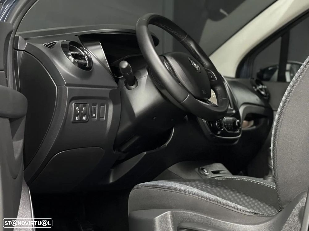 Renault Captur - 3