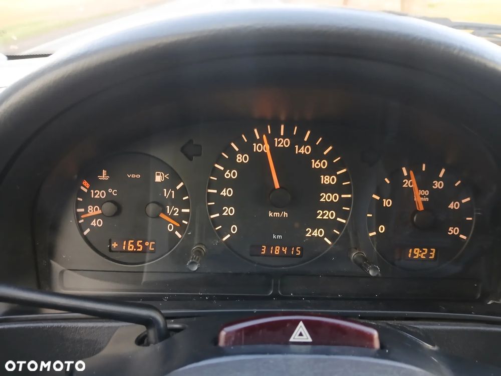 Mercedes-Benz ML 270 CDI Inspiration - 20