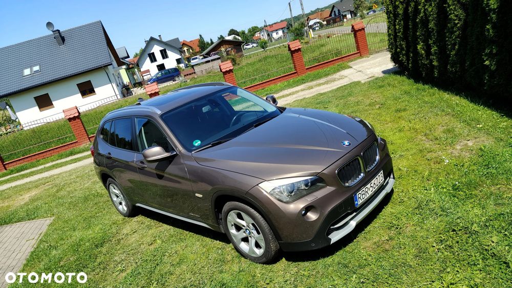BMW X1 sDrive18d xLine - 1