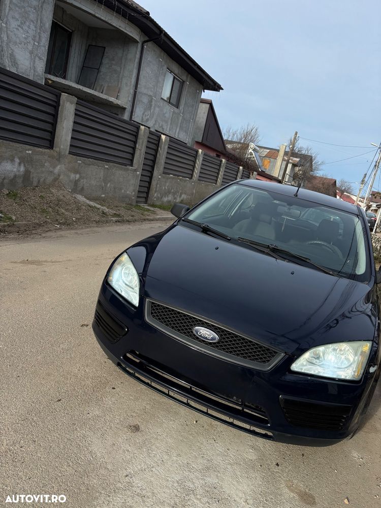 Ford Focus 1.6i 16V - 3
