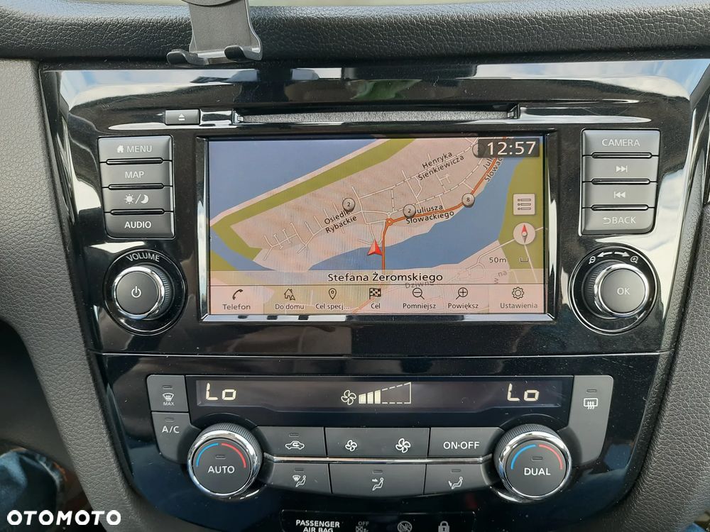 Nissan Qashqai 1.3 DIG-T N-Connecta - 17