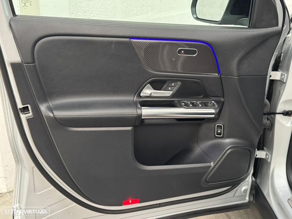 Mercedes-Benz GLA 250 e AMG Line - 42