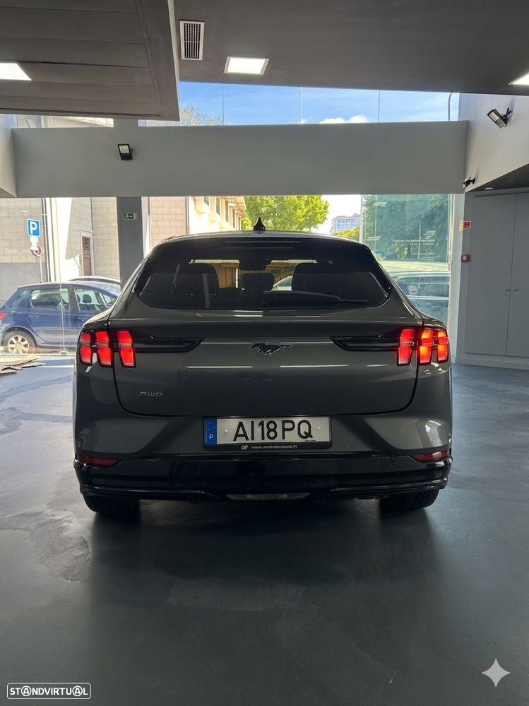 Ford Mustang Mach-E 87 kWh Premium AWD - 10