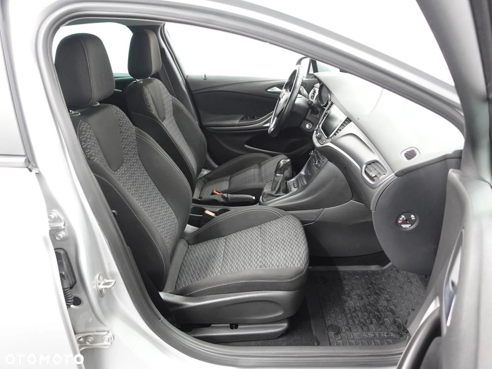 Opel Astra 1.6 D (CDTI) Dynamic - 25