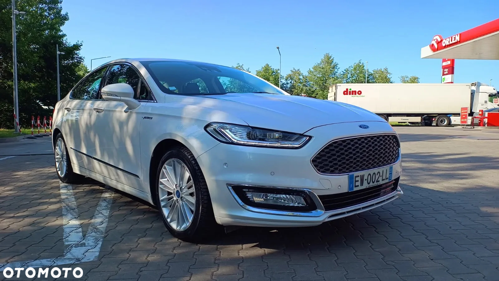 Ford Mondeo Vignale 2.0 Hybrid - 13