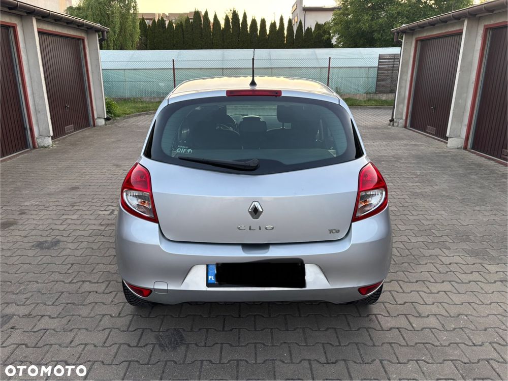 Renault Clio 1.2 16V TCE Alize Euro5 - 5