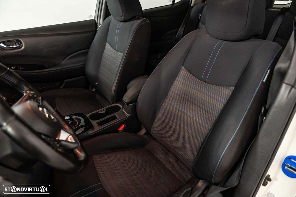 Nissan Leaf N-Connecta - 10