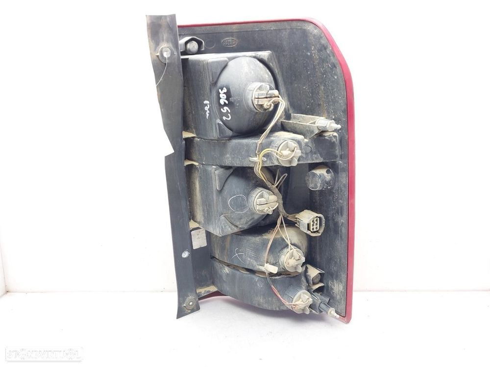 FAROLIM TRASEIRO ESQUERDO LAND ROVER DISCOVERY IV 2007 - 2