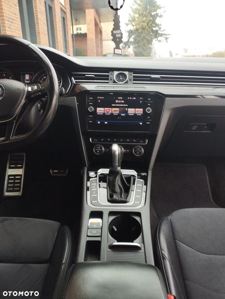 Volkswagen Arteon 2.0 TDI Bi-Turbo SCR 4Mot Elegance DSG - 16