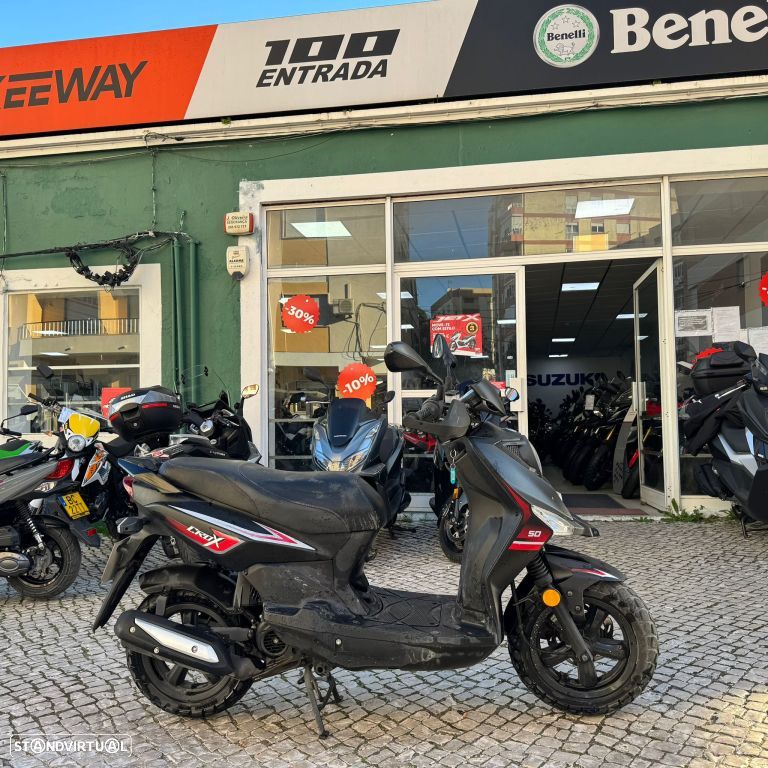 Sym FIDDLE CROX 50 - 18