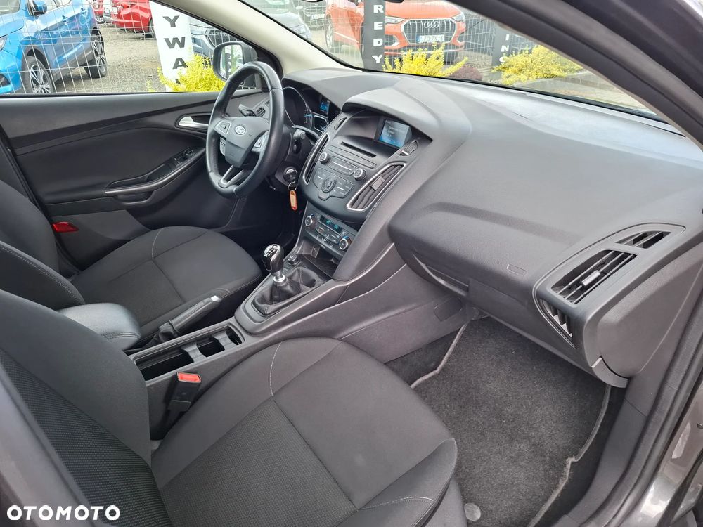 Ford Focus - 20