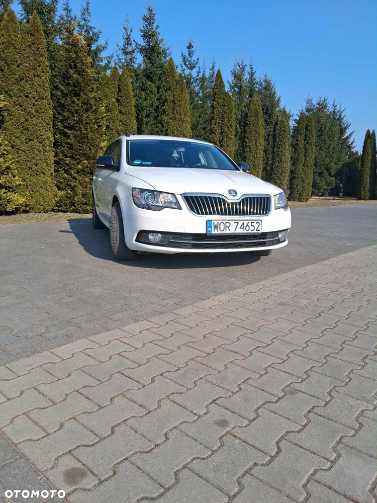 Skoda Superb 2.0 TDI DSG Active - 7