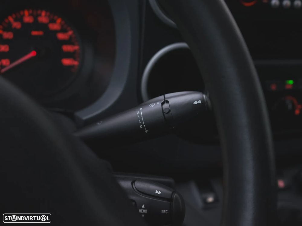 Peugeot PARTNER  1.6 BLUEHDI 100 - 17