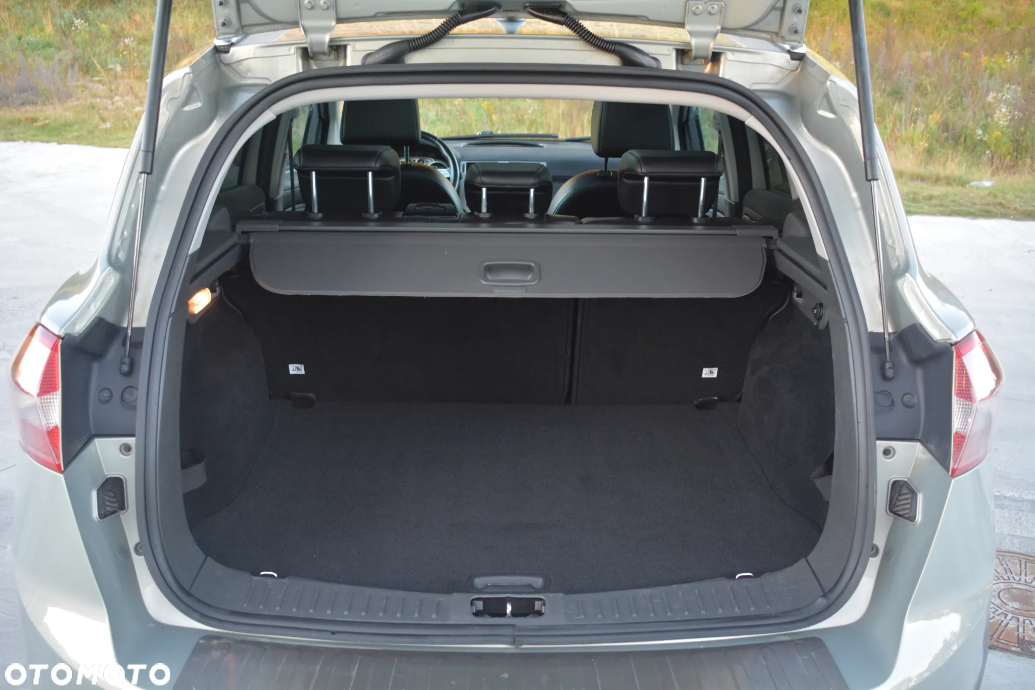 Ford Kuga 2.0 TDCi 4x4 Titanium - 27
