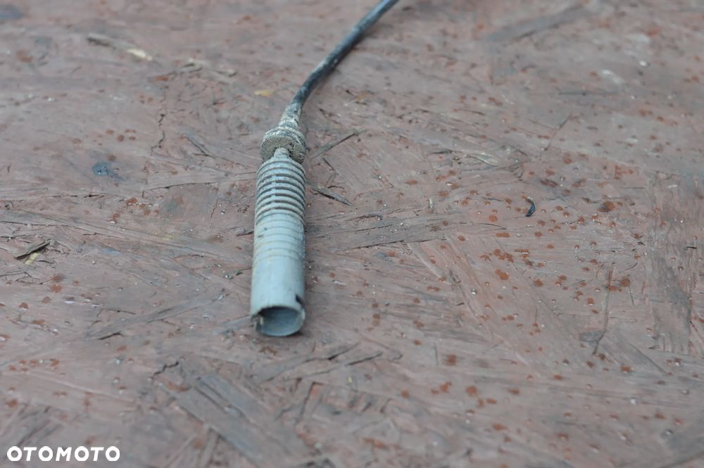 BMW E81 / E82 / E87 / E90 / E91 / E92 ORYGINALNA ZWROTNICA TYŁ LEWA / PRAWA / PIASTA TYŁ O NR.  33 32 6 774 807 / 33 32 6 757 735 / 33 32 6 774 808 OEM W DOBRYM STANIE - 13