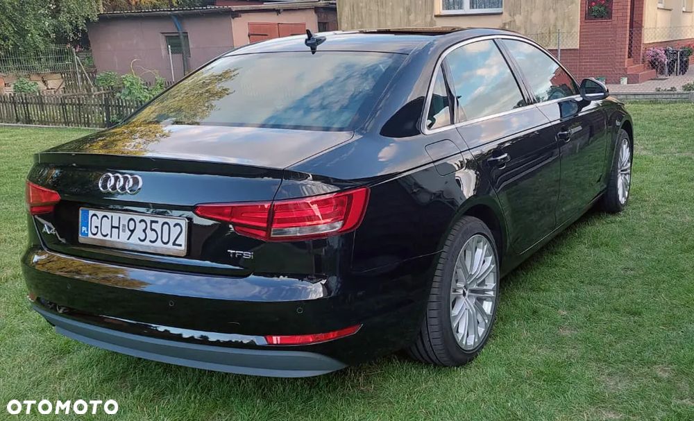 Audi A4 Limousine - 4
