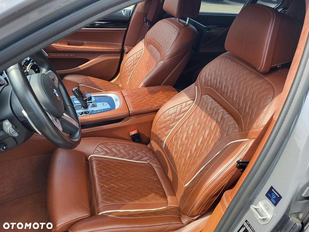BMW Seria 7 - 9