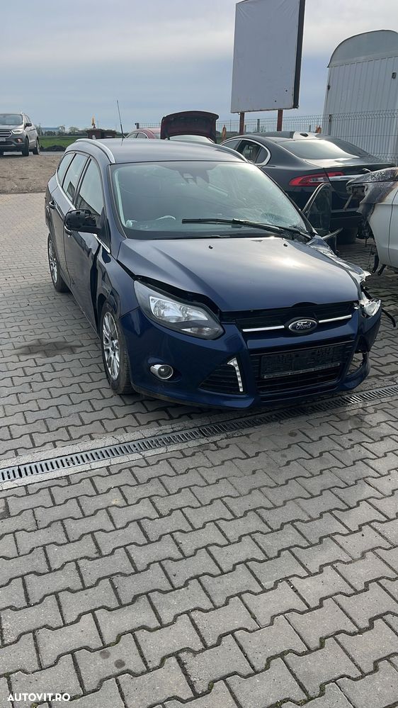 Dezmembram Ford Focus 3 1.6 TDCI din 2013 - 1