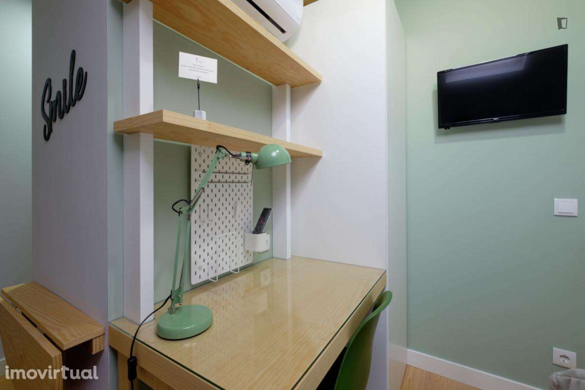 Estúdio - localizado em Montes Claros Coimbra - Grande imagem: 2/13