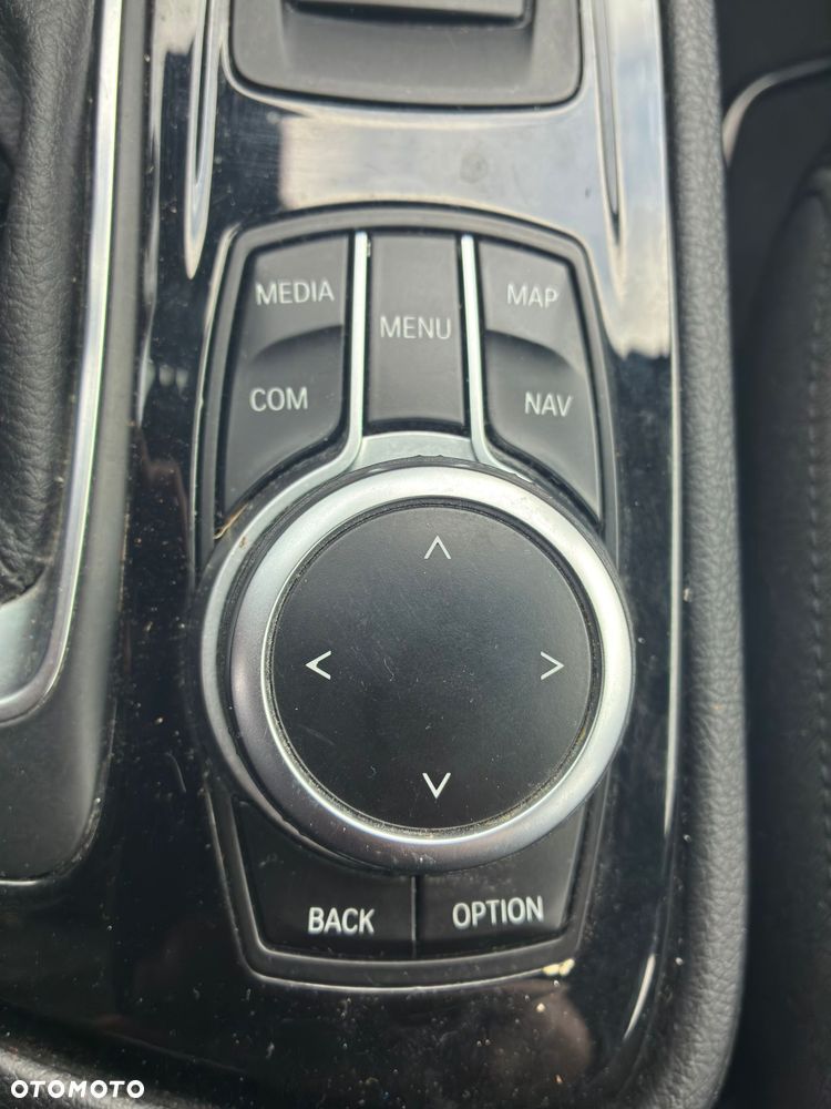 BMW Seria 2 218d GT xDrive - 23