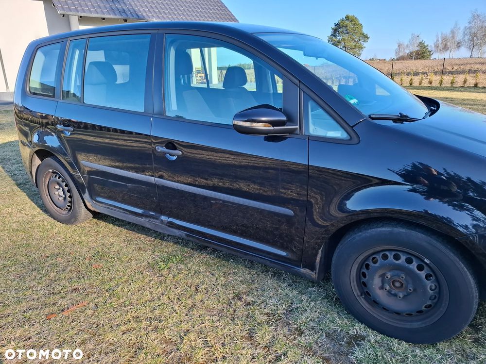 Volkswagen Touran 1.9 TDI DPF Blue Motion Trendline - 3