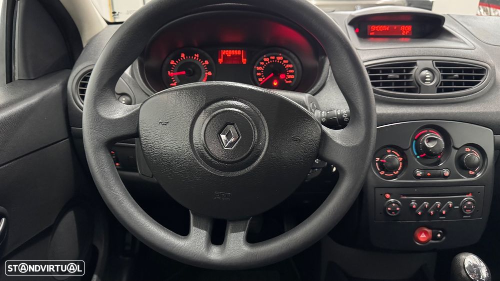 Renault Clio 1.2 16V Dynamique - 24