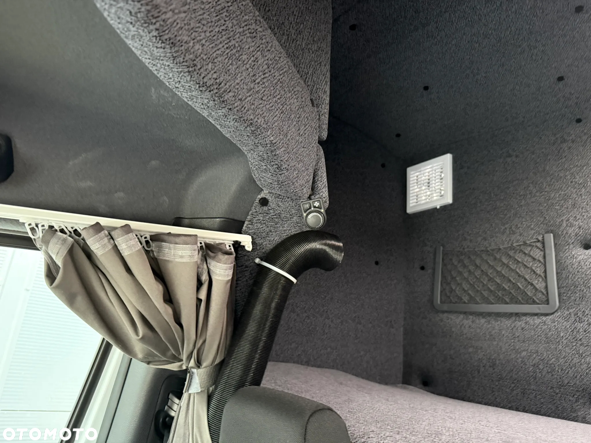 Mercedes-Benz Sprinter - 17