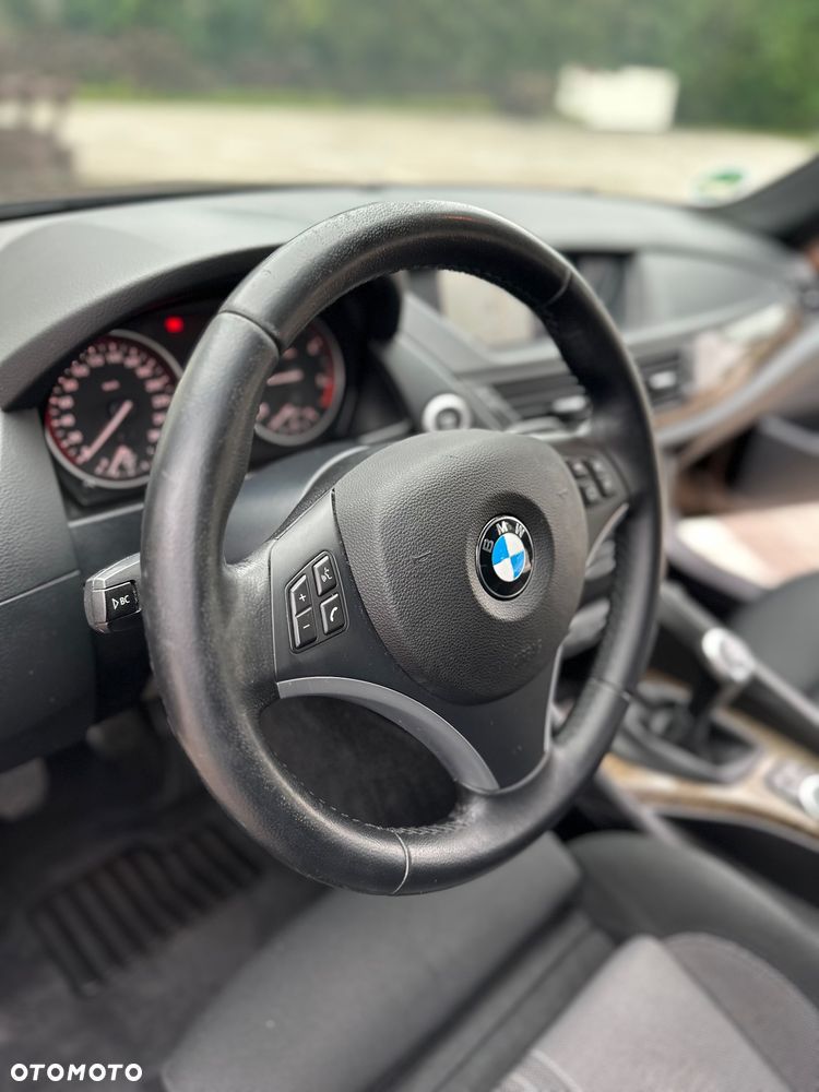 BMW X1 sDrive20d - 26