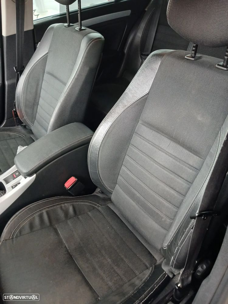 Renault Laguna Break 1.5 dCi Confort - 6