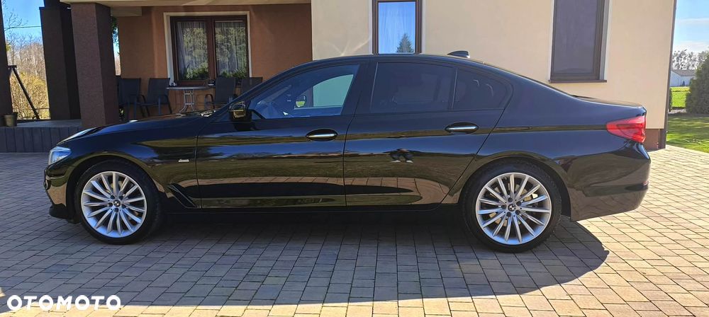 BMW Seria 5 520d Efficient Dynamics Sport Line sport - 17