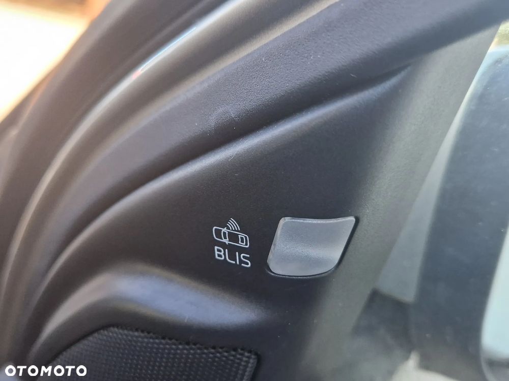 Volvo V70 2.5T Summum - 9