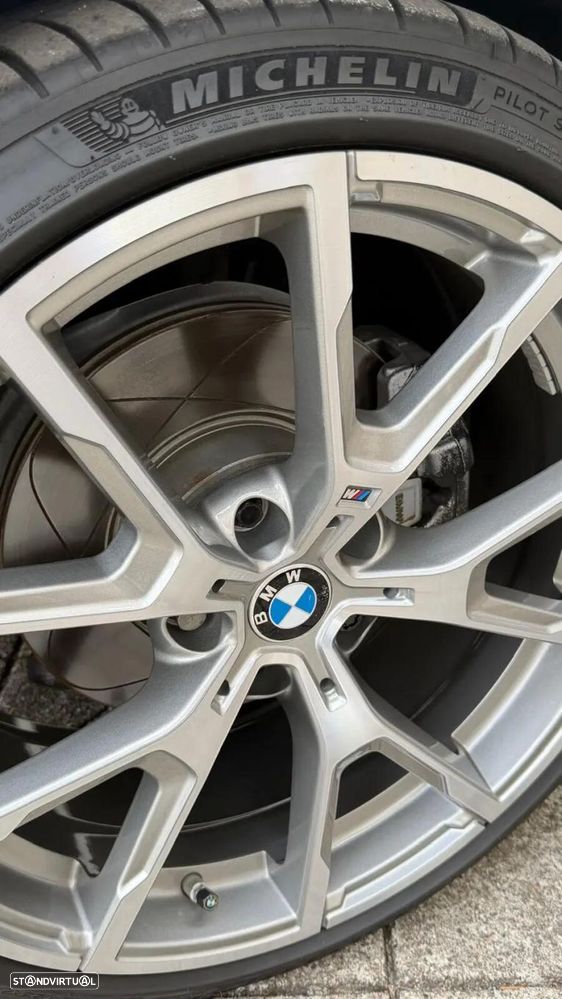 BMW 320 d Auto Line Sport - 8