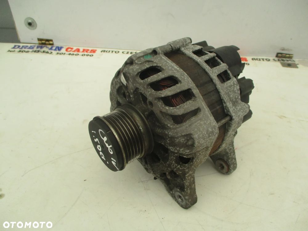 RENAULT CLIO IV 4 2012-2019 ALTERNATOR 231008918R