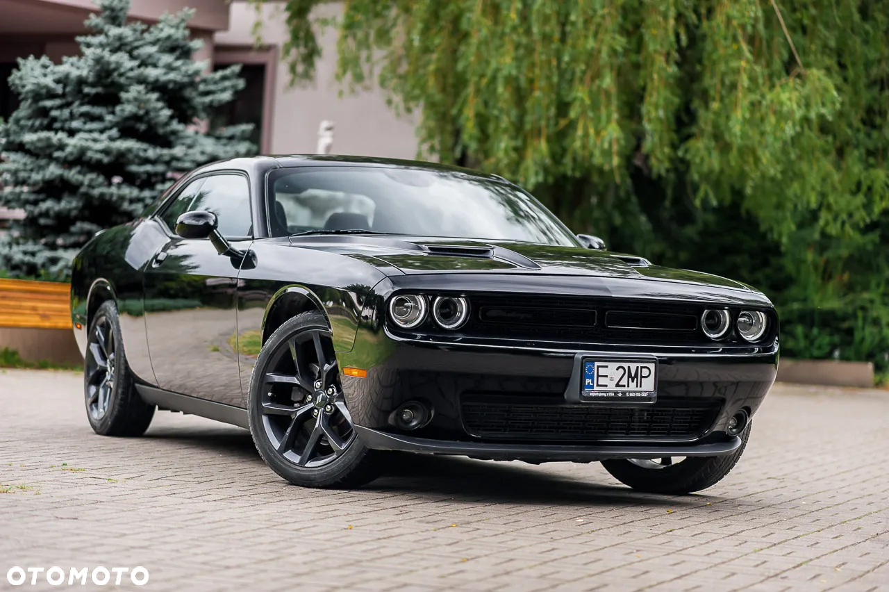 Dodge Challenger - 7
