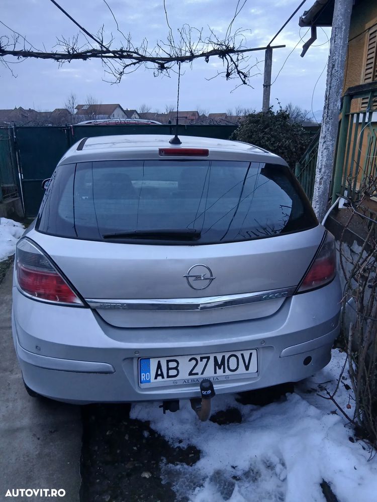 Opel Astra - 4